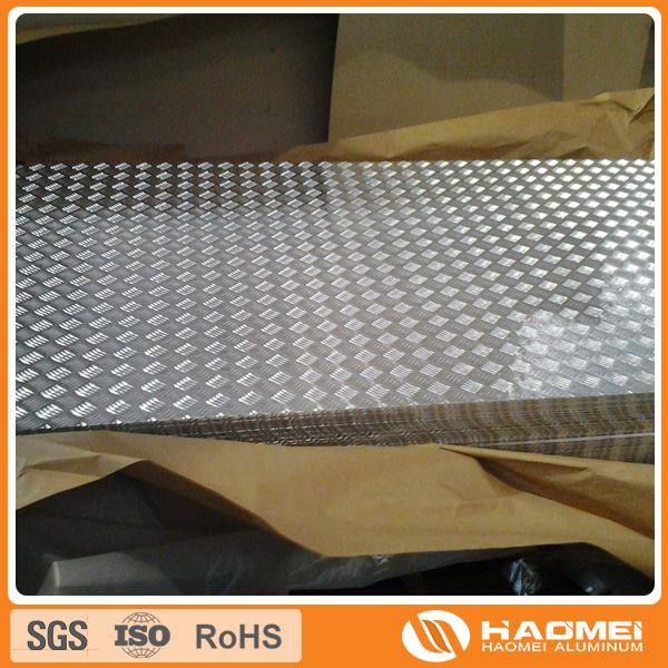 diamond pattern steel floor plate